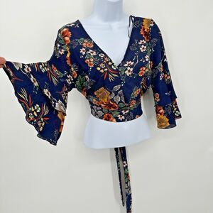 Milk and Honey Blouse Top White Hearts Tie Crop Womens S. 3/ 4 Sleeves